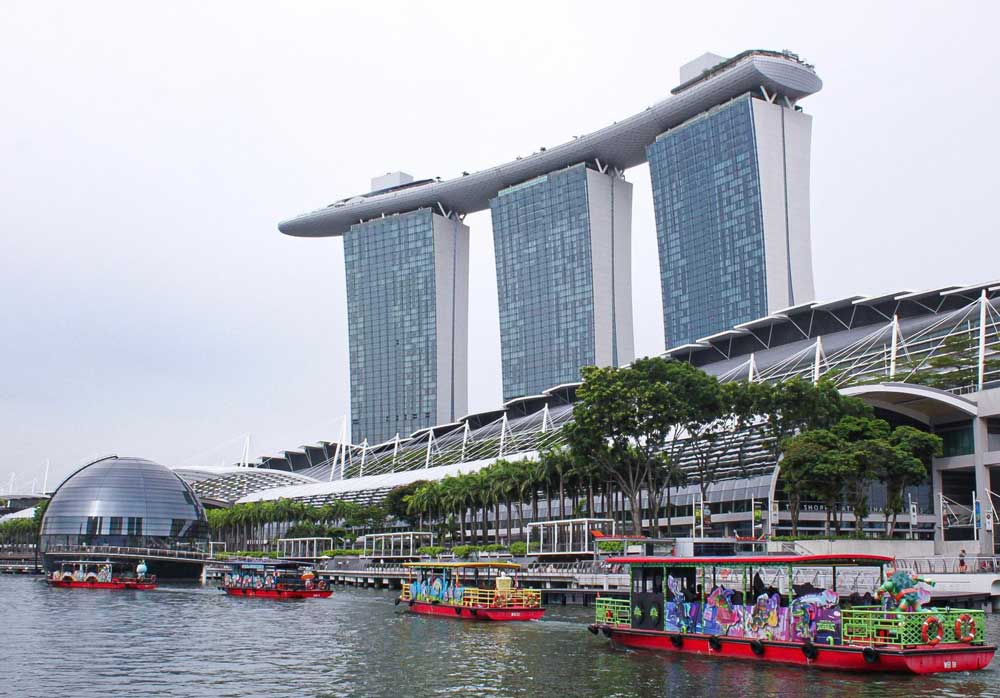 WaterB Singapore Themed River Cruise Image 3